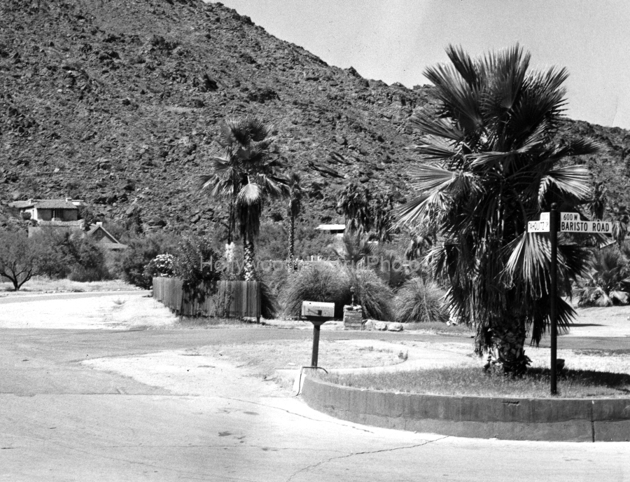 Palm Springs The Tennis Club 1954 Driveway at Tahquitz and Baristo Road wm.jpg